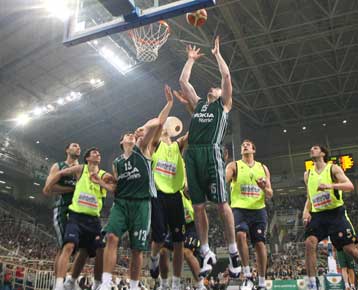 Ο Παναθηναϊκός διέλυσε την Μπαρτσελόνα, δεύτερη ήττα για τον Αρη