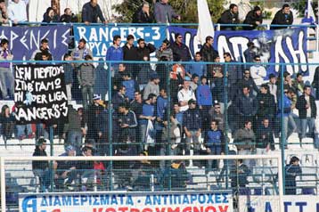 Ο Δήμος Νίκαιας κλείνει τις Θύρες 1-2 του γηπέδου της Νεάπολης λόγω ακαταλληλότητας