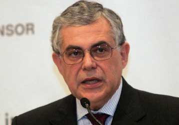 Τα επιτόκια στην ευρωζώνη είναι ακόμα χαμηλά, λέει ο Λ.Παπαδήμος