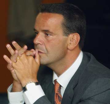 Ο Βωβός αρνείται ότι κινείται για συγχώνευση του Αμαρουσίου με την ΑΕΚ