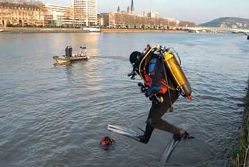 Η σορός του Ισραηλινού στρατιωτικού επιτετραμμένου στη Γαλλία εντοπίστηκε στον Σηκουάνα