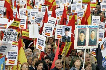 Διαδήλωση στη Μαδρίτη ενάντια στη μείωση της ποινής ηγετικού στελέχους της ΕΤΑ
