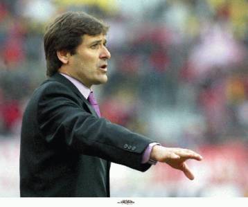 Νίκη επί του Παναθηναϊκού θέλει ο Λεμονής για να χαρούν οι οπαδοί