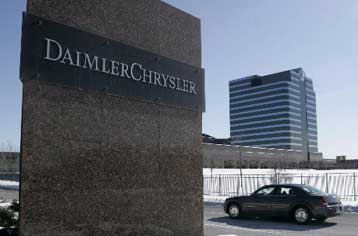 Με μειοψηφικό πακέτο της General Motors ανταλλάσσει την Chrysler η DaimlerChrysler
