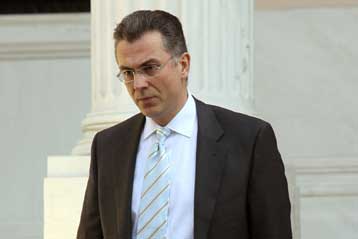 Στην ώρα τους οι εκλογές, επαναλαμβάνει ο κυβερνητικός εκπρόσωπος