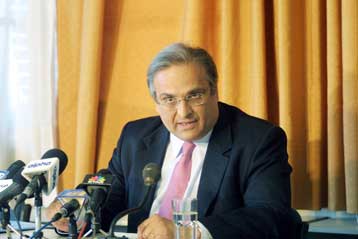 Πρόστιμα 236.000 ευρώ σε Εθνική και Εγνατία για ποινές προεξόφλησης δανείων