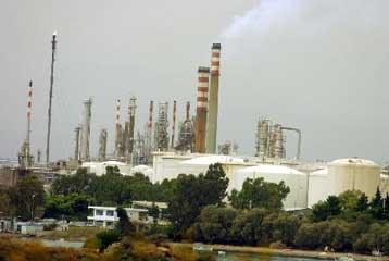 Πτώση κερδών για την Motor Oil το 2006