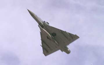 Πτώση μαχητικού αεροσκάφους, λόγω προβλήματος στον κινητήρα