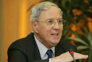 «Σήμα» αύξησης των επιτοκίων της ΕΚΤ από τον Ν.Γκαργκάνα