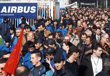 Την περικοπή 10.000 θέσεων εργασίας στα επόμενα τέσσερα χρόνια ανακοίνωσε η Airbus