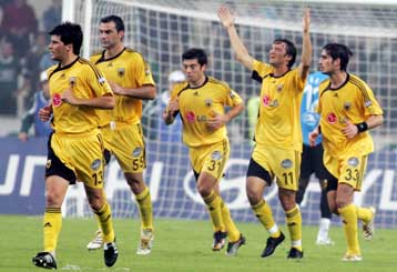 Στη διάθεση του Φερέρ τέθηκαν οι Δέλλας και Παουτάσο