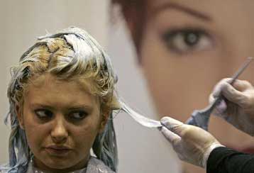 Επικίνδυνες για την υγεία οι βαφές μαλλιών, προειδοποιεί η Κομισιόν