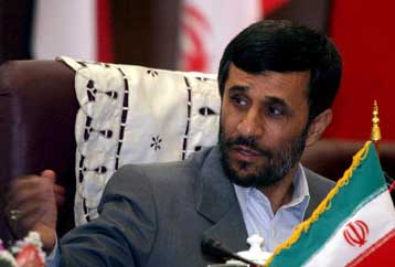 «Οι σιωνιστές είναι η ενσάρκωση του Σατανά» προκαλεί ξανά ο Αχμαντινετζάντ