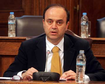 Αναστολή λειτουργίας χρηματιστηριακής εταιρείας με πελάτη ασφαλιστικό ταμείο