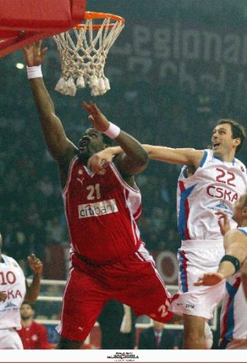 Επίδειξη δύναμης της ΤΣΣΚΑ στο ΣΕΦ με 85-64 επί του Ολυμπιακού που αγωνιά