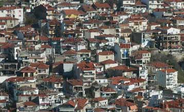 Οι νέοι φόροι σε γονικές παροχές, τα αφορολόγητα όρια και ο φόρος υπερτιμήματος