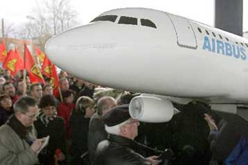 Αναγκαίες οι απολύσεις 10.000 εργαζομένων στην Airbus, εκτιμά η γαλλική κυβέρνηση