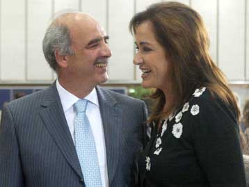 Στο Μαξίμου Μπακογιάννη-Μεϊμαράκης για τα «αγκάθια» της επίσκεψης Γκιουλ