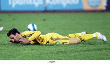 Επιδημία… θλάσεων στην ΑΕΚ, έξω και ο Καφές