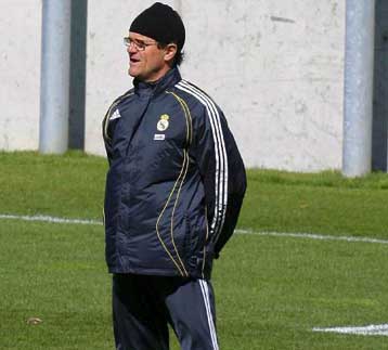 Στη διοίκηση της Ρεάλ πετά ο Καπέλο το «μπαλάκι» για το μέλλον του