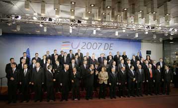 Δεσμευτικούς στόχους θέτουν οι «27» για τις ανανεώσιμες πηγές ενέργειας