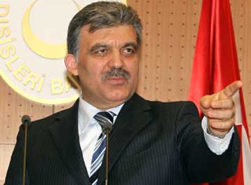 Αναβάλλεται εκ νέου η επίσκεψη του Αμπντουλάχ Γκιουλ στην Αθήνα