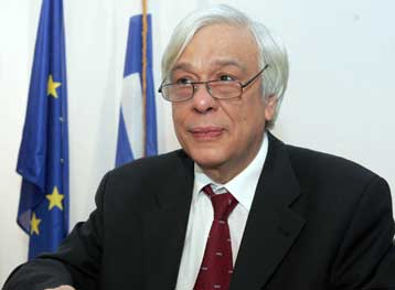 Αναστέλλονται οι προσλήψεις στο δημόσιο τομέα έως το τέλος του 2007