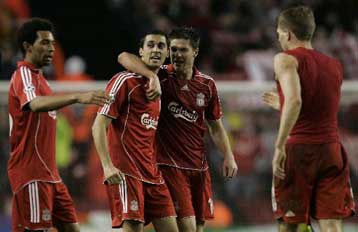 Ολοκληρώθηκε η εξαγορά της Λίβερπουλ από τους Γκίλετ και Χικς