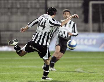 «Χαλαρά» ο ΠΑΟΚ επικράτησε 2-0 του Αιγάλεω και έμεινε σε τροχιά UEFA