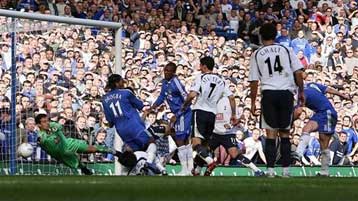 Στην τετράδα Μπλάκμπερν και Γουότφορντ, ρεβάνς για Τσέλσι και Τότεναμ