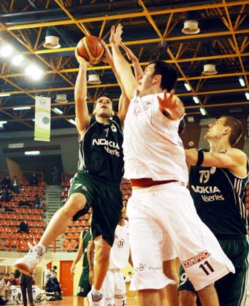 Εντυπωσιακή επιτροφή Τομάσεβιτς στο 82-65 του Παναθηναϊκού επί της ΑΕΛ στη Λάρισα