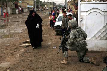 Σχέδιο «τύπου Ελ Σαλβαδόρ» επεξεργάζονται οι ΗΠΑ για το Ιράκ, γράφουν οι LA Times