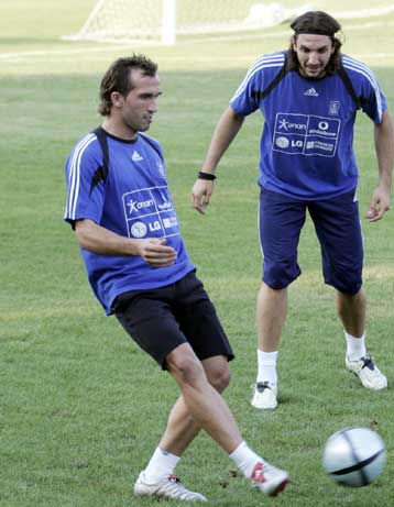 Στην κορυφαία 11άδα της 25ης αγωνιστικής της bundesliga Γκέκας και Κυργιάκος