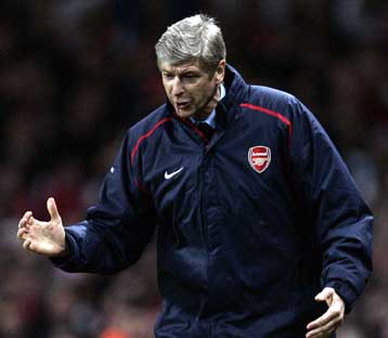 Τρακάραμε σε τοίχο, λέει ο Βενγκέρ απελπισμένος από τις ατυχίες της Αρσεναλ