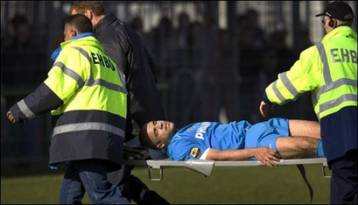 Αγωνία στην Αϊντχόφεν για τον τραυματισμό του Αλεξ