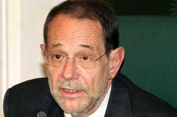 Συνδρομή σε Λίβανο και Ιράκ ζητά ο Σολάνα «ξεπαγώνοντας» τις επαφές με τη Συρία