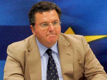 Πρόστιμα, διαγραφές και εγκρίσεις εισαγωγών μετοχών από την Επιτροπή Κεφαλαιαγοράς