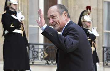 Θα δικαστεί μετά την «αποστράτευσή» του ο Ζακ Σιράκ για το σκάνδαλο επί δημαρχίας του
