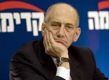 «Θα συνεχίσω να ηγούμαι του Ισραήλ παρά τις αντιδράσεις», τόνισε ο Ολμέρτ