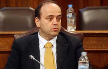 Αντιπαράθεση Τσιτουρίδη – Παπανδρέου για τη διαχείριση των αποθεματικών των ταμείων