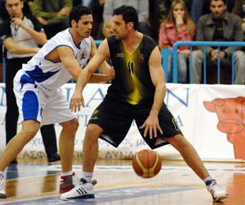 «Φωτιά» στην κορυφή έβαλαν τα Τρίκαλα, βαθιά ανάσα πήρε ο Ηλυσιακός