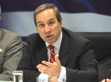 Ανεπαρκείς οι διοικήσεις των ασφαλιστικών ταμείων, παραδέχεται ο Γ.Αλογοσκούφης