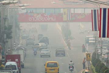 Σε κατάσταση έκτακτης ανάγκης λόγω του νέφους η βόρεια Ταϊλάνδη