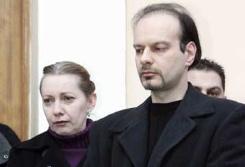 Ένταση ανάμεσα στους γονείς του Αλεξ και του 13χρονου Αλβανού