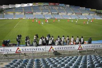 Η Σεβίλη προκρίθηκε στους «4», αποκλείοντας την Μπέτις στο ματς των τριών εβδομάδων