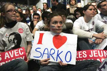 Αργησε, αλλά ήλθε η «ευχή» του Ζακ Σιράκ στον Σαρκοζί για την προεδρία