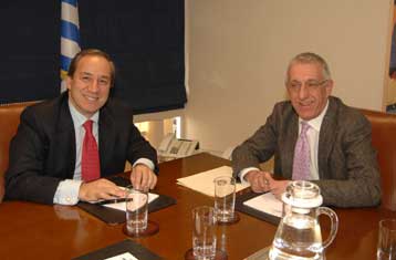 Συνεχίζεται το πρόγραμμα του Δήμου Αθηναίων «Βοήθεια στο σπίτι»