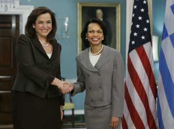 «Χρήσιμη και εποικοδομητική» κατά την Ντ.Μπακογιάννη η συνάντησή της με την Κ.Ράις