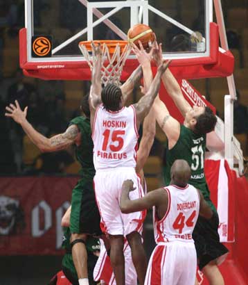 Ο Ολυμπιακός ξεπέρασε το εμπόδιο της Μπανταλόνα και δίνει ραντεβού με την Ταού