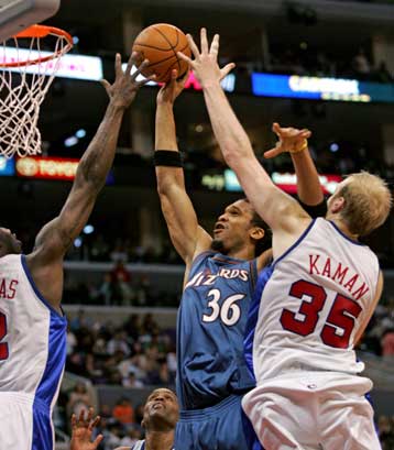 Ανατροπή δια χειρός Ιγκουοντάλα και νίκη της Φιλαδέλφεια επί του Μαϊάμι